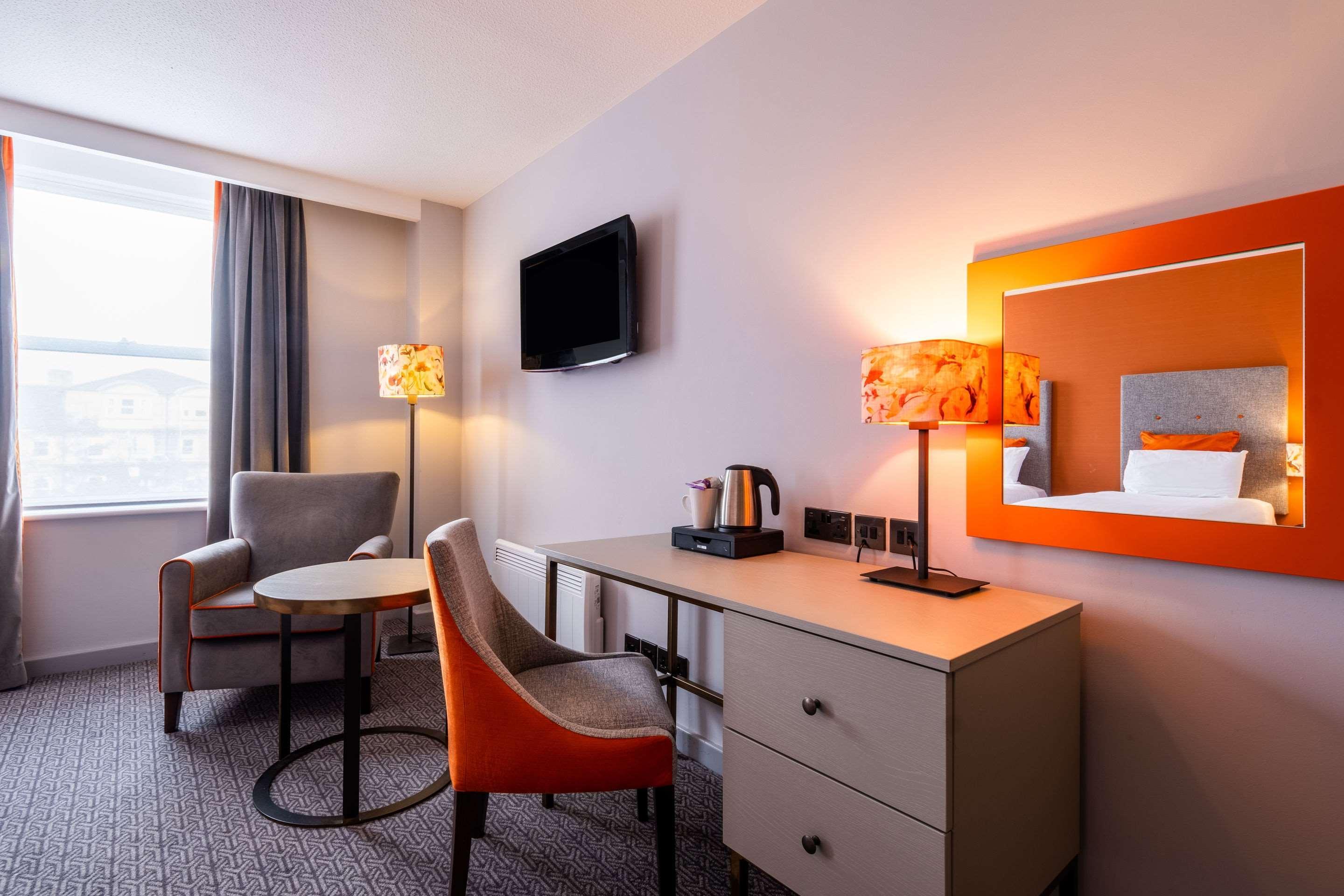 Hotel Cedar Court