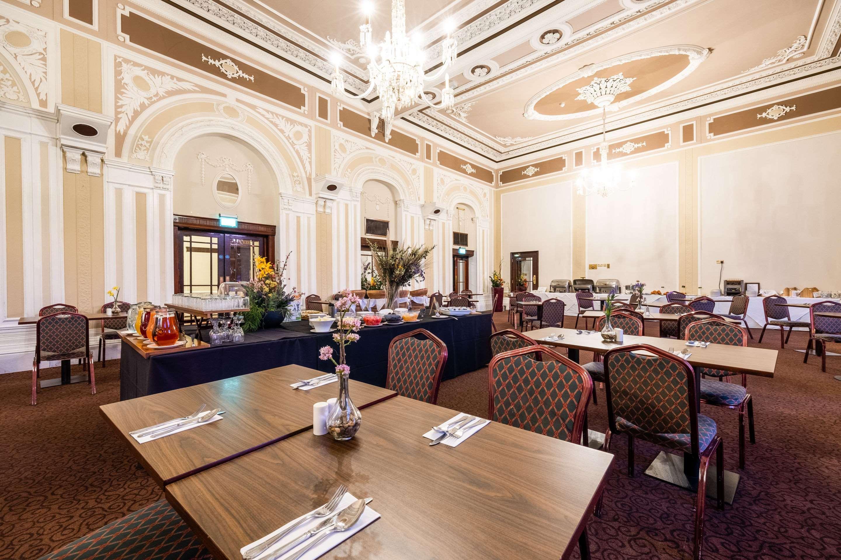 Hotel Cedar Court 4*