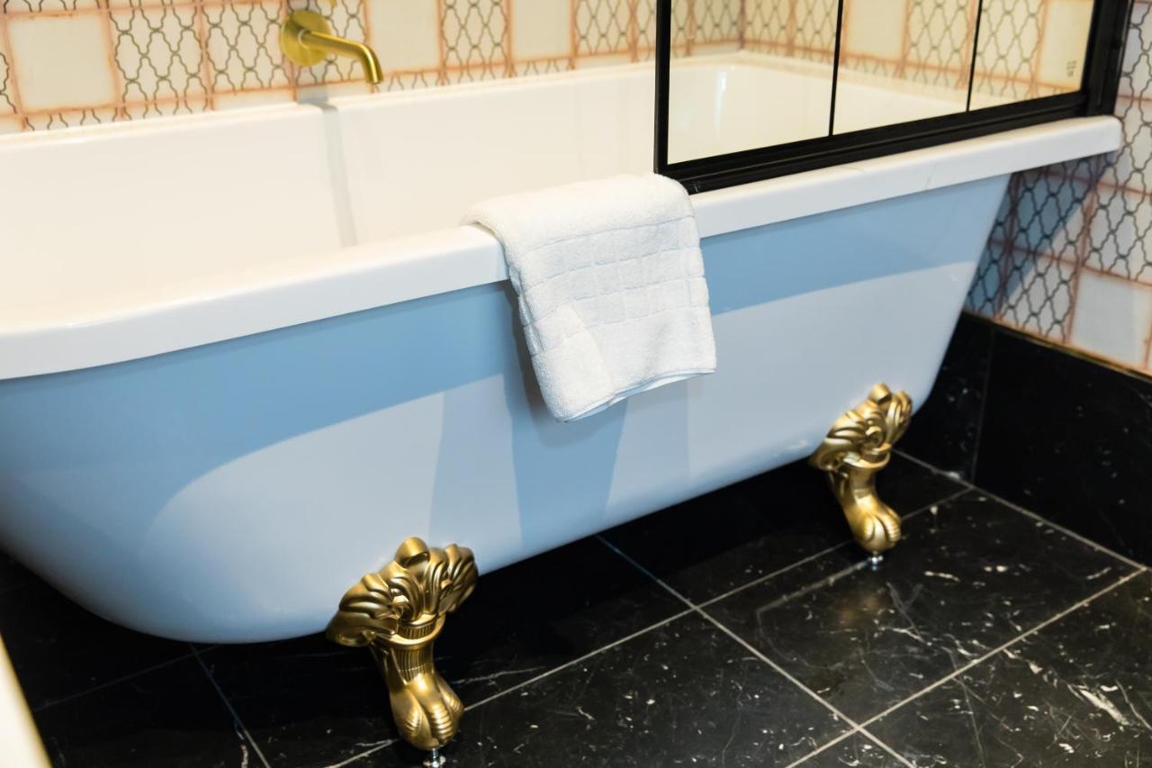 Dragon By Maison Parfaite - Luxury & - Apartment
