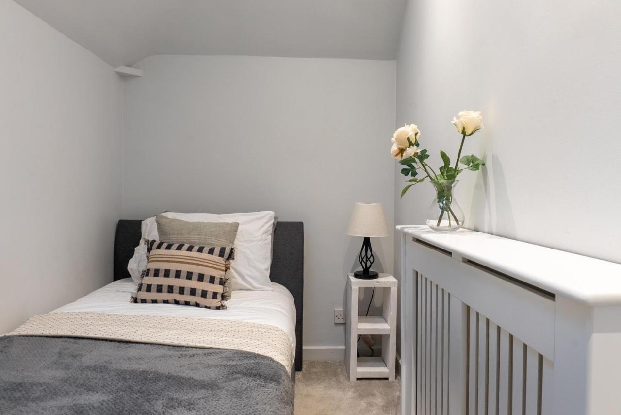 Holiday home The Coach House -