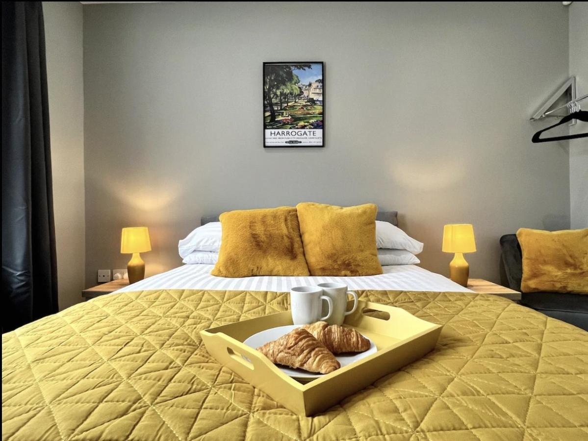 Luxury Flat With Free Parking Apartment