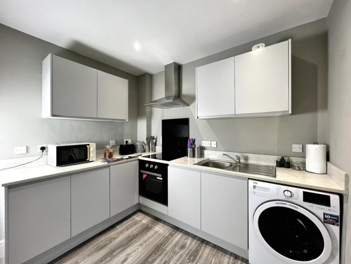 Luxury Flat With Free Parking