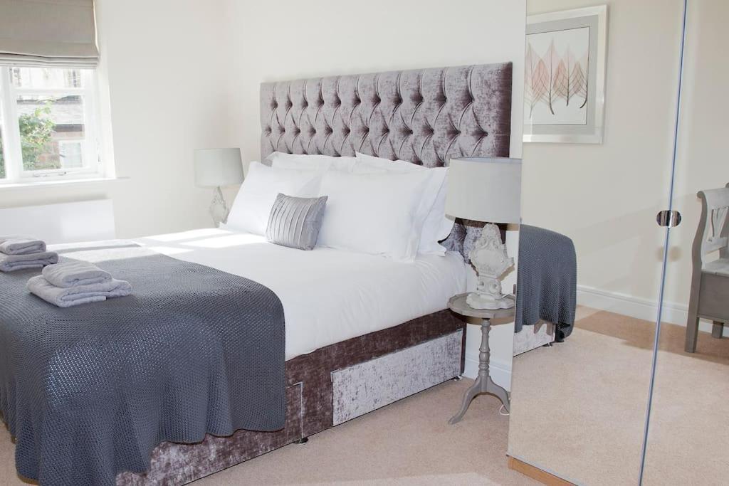 Beautiful 3 Bedroom House, Holiday home Harrogate