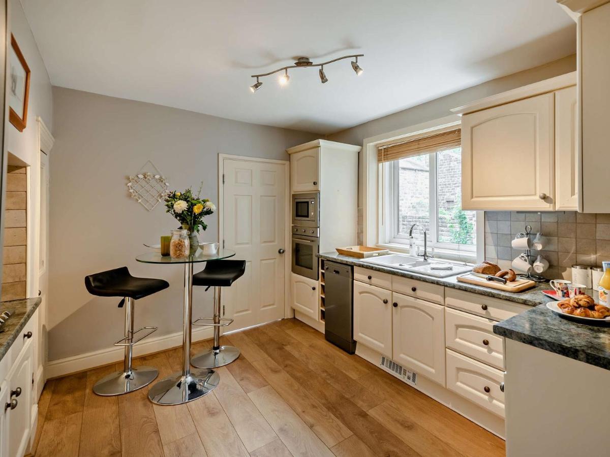 1 Bed In Hh055 * Harrogate