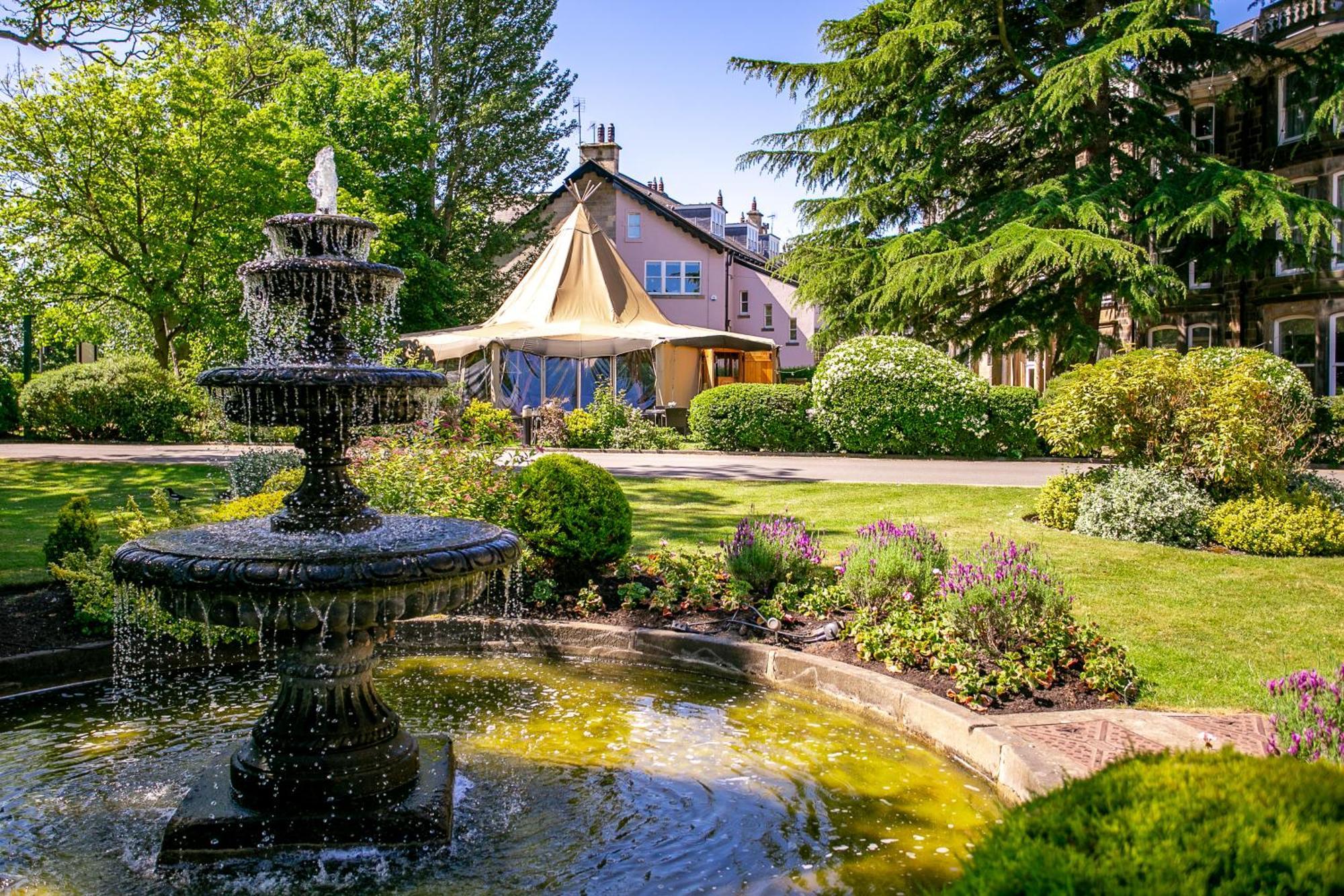 Hotel Cedar Court Harrogate