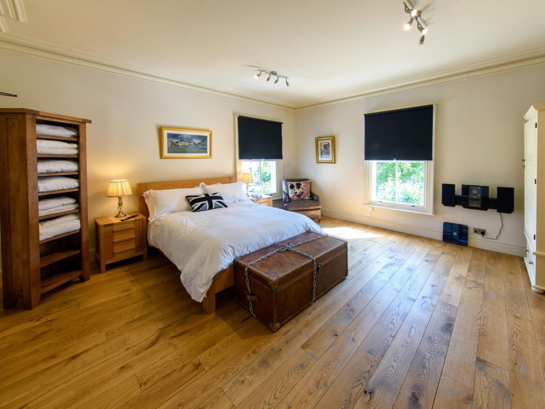 2 Bed In 65305 Apartment Harrogate