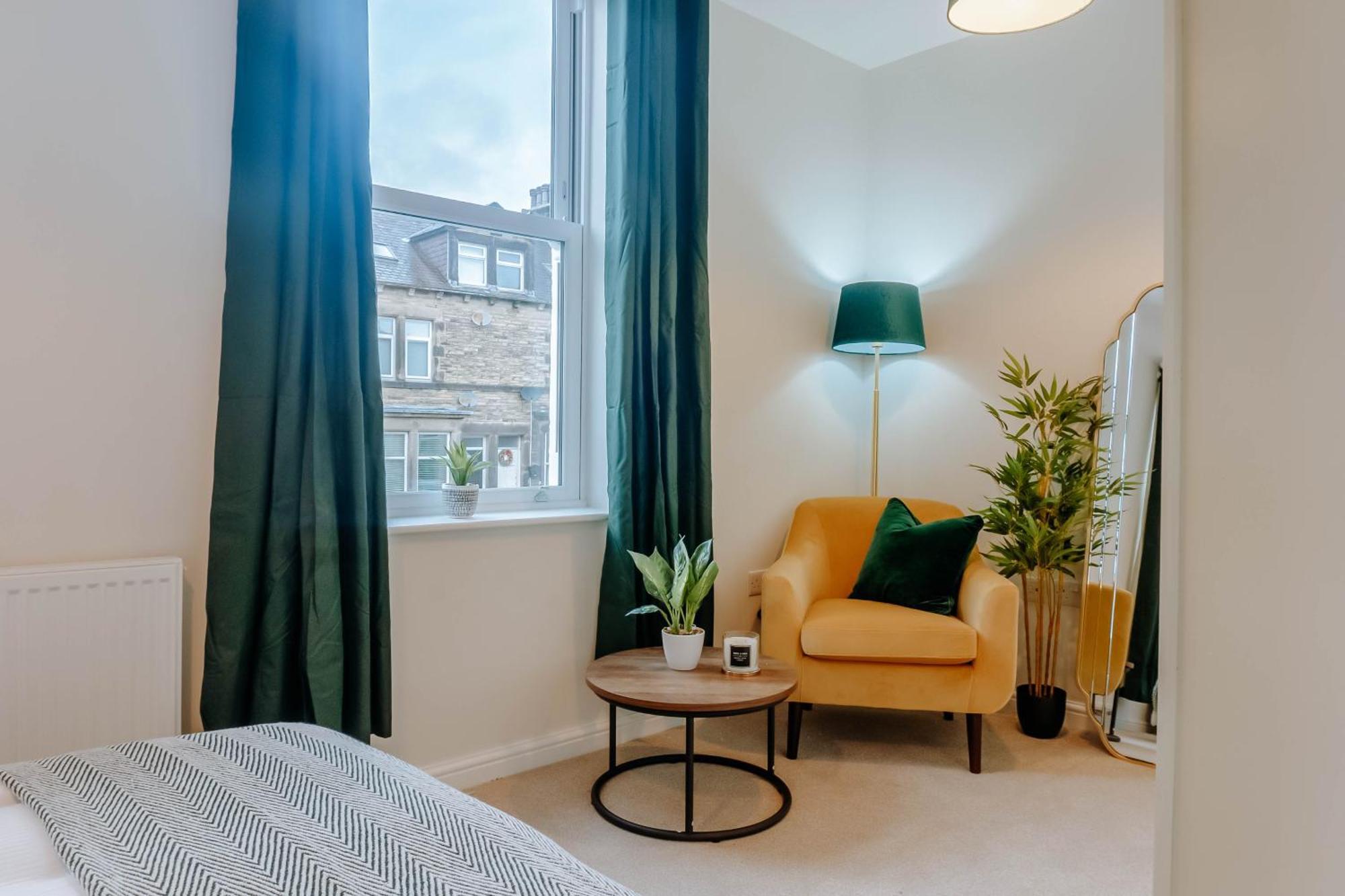 Apartment Mayfield Two - *