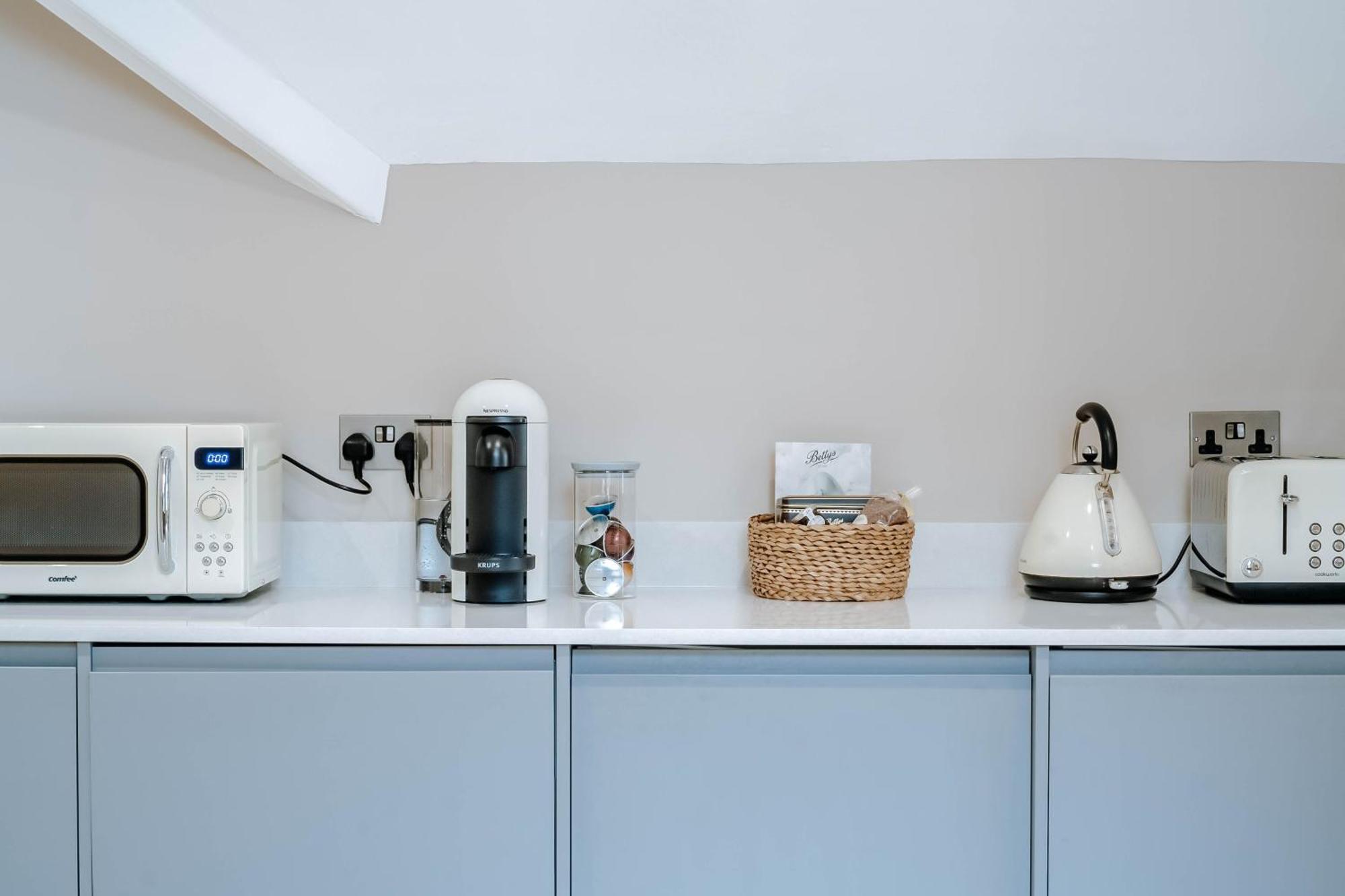 Apartment Spring Grove - *