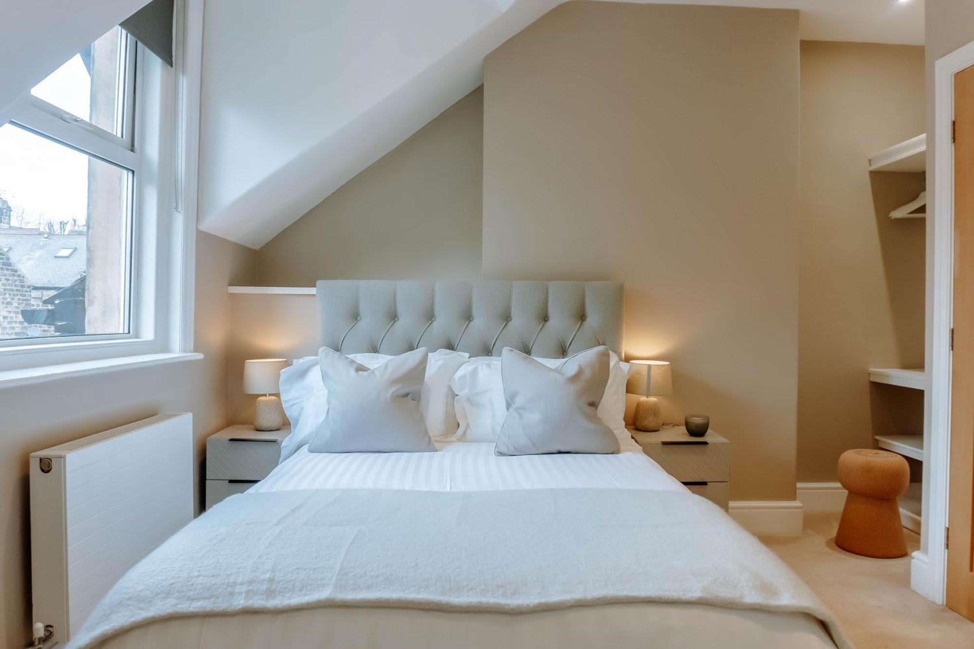 Apartment Spring Grove - *