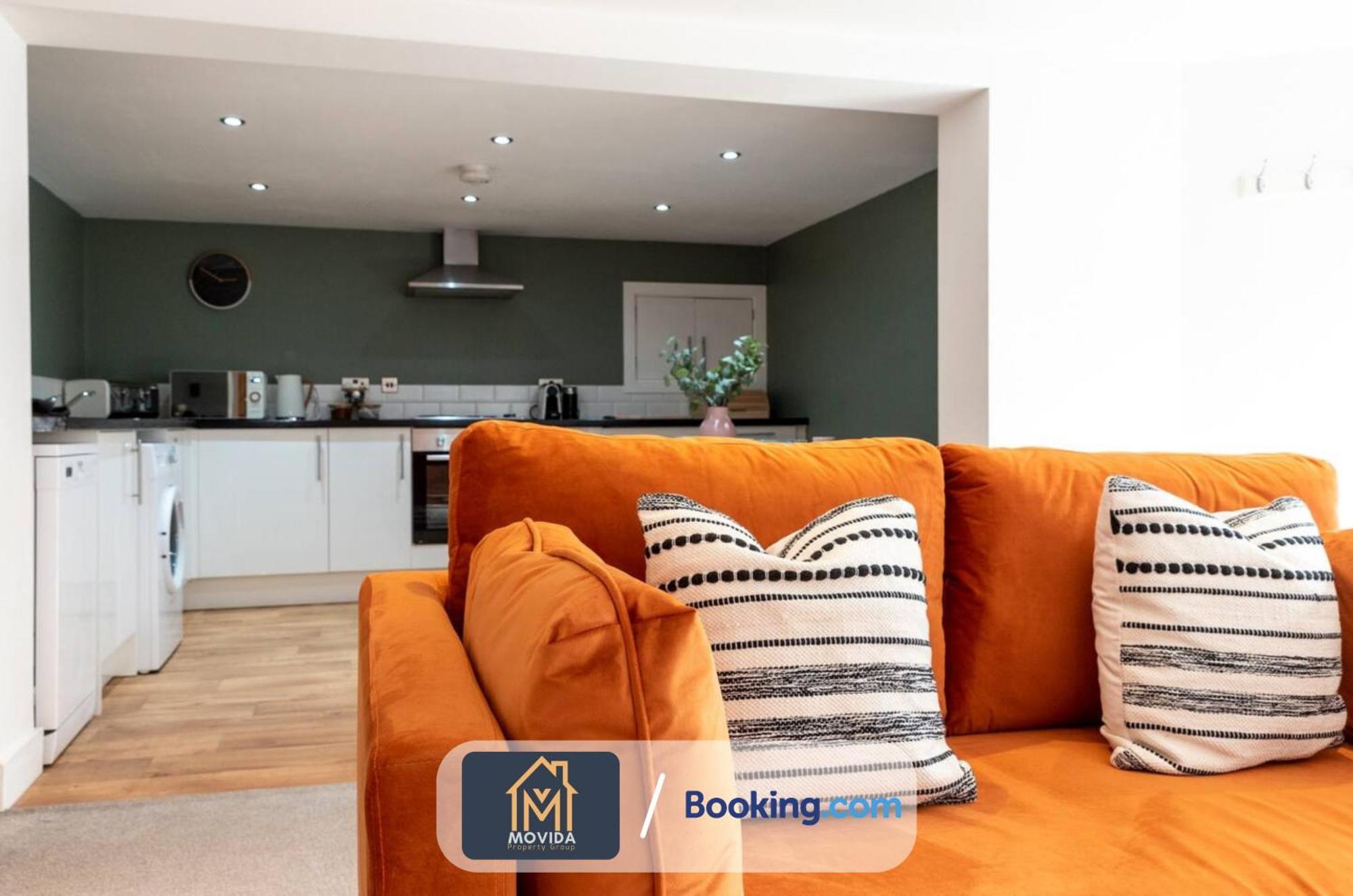 Stylish Town Centre By Movida Apartment *