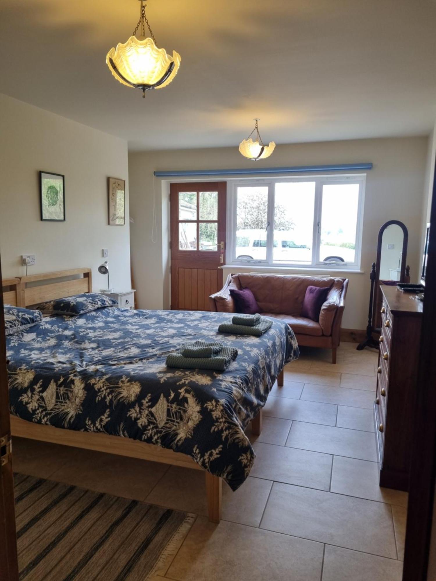 Halcyon Apartment