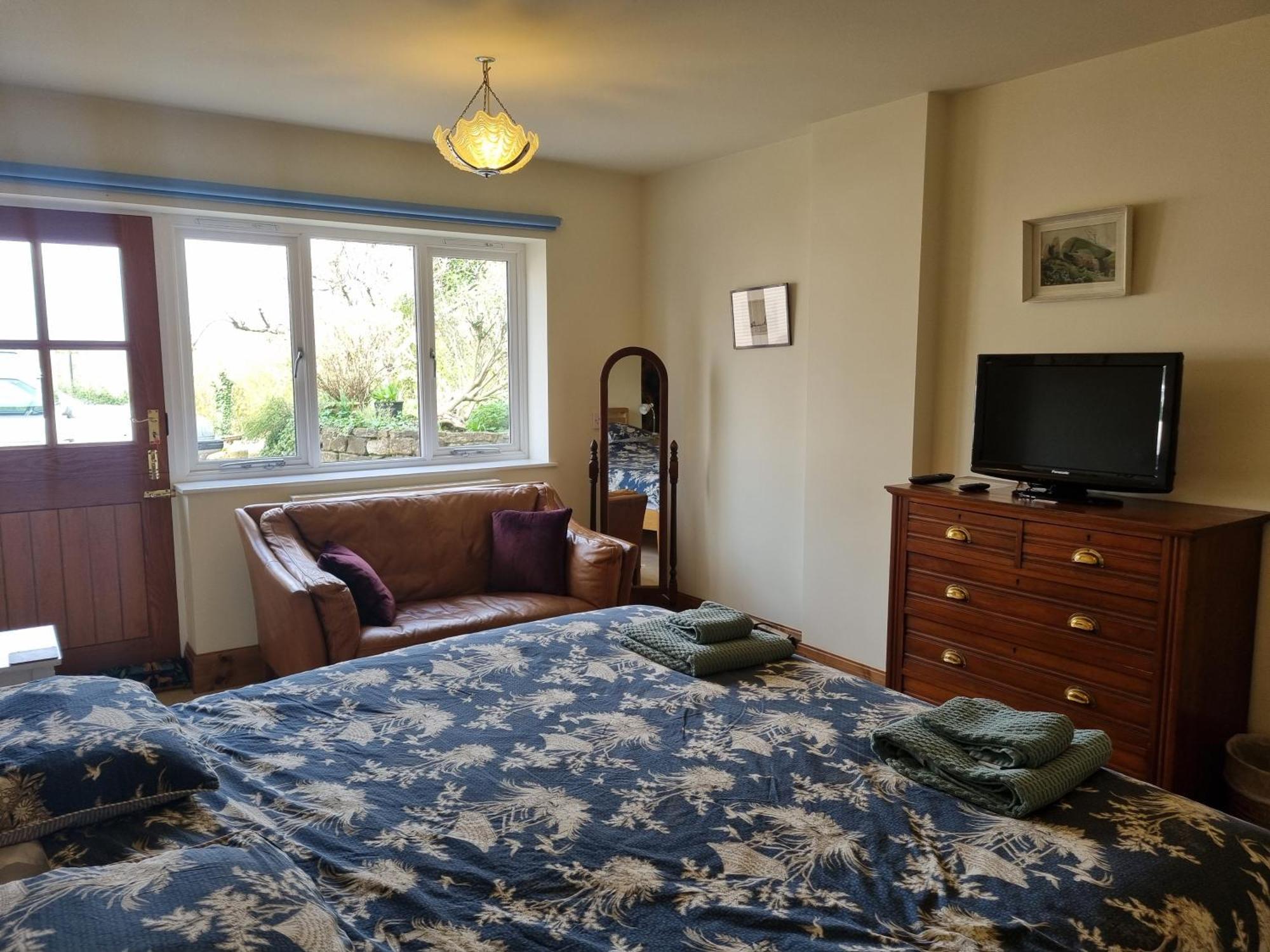 Halcyon Apartment *