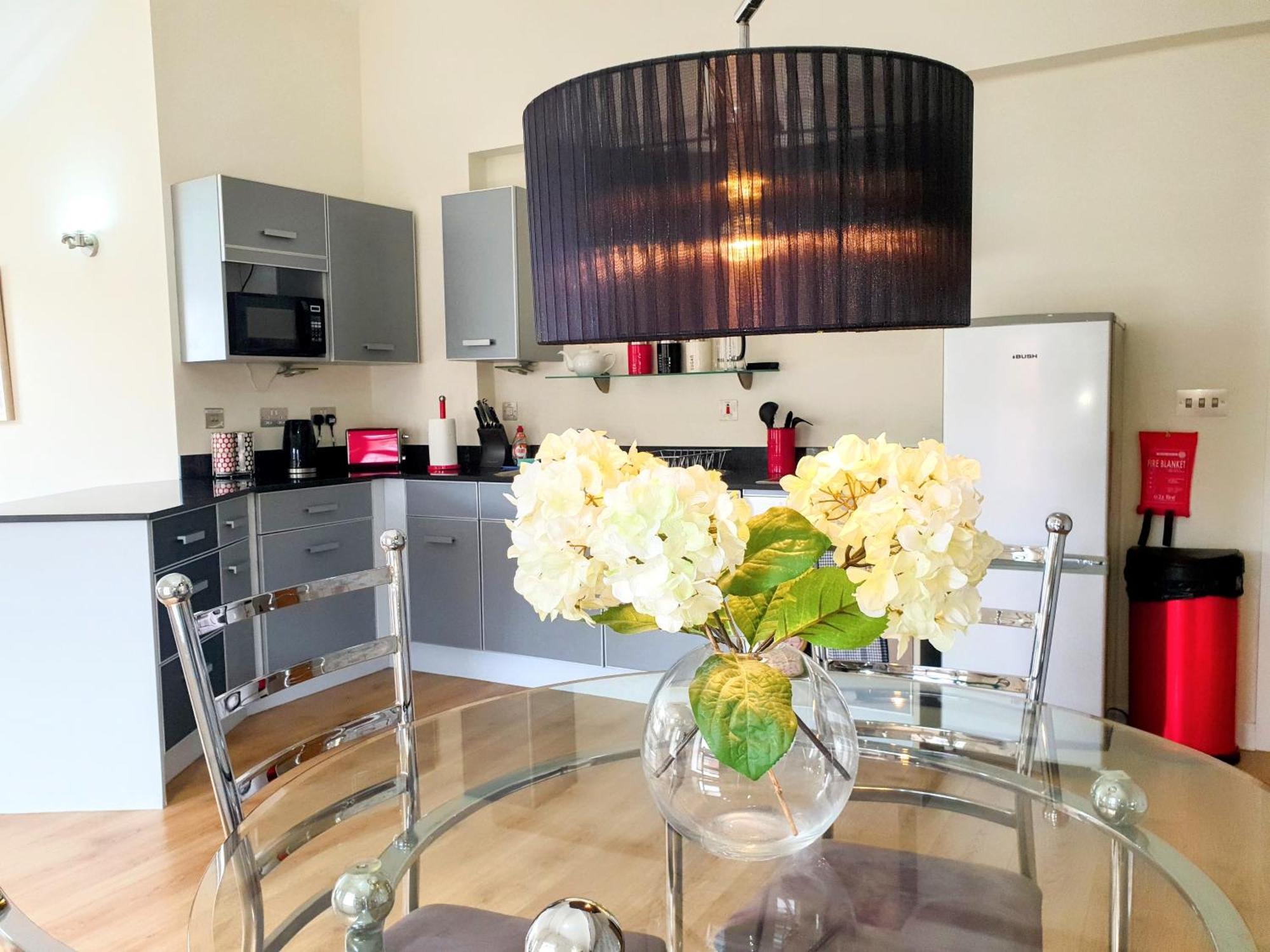 The Penthouse At Regent House Light And Airy Floor With Lift Access 1 Bedroom En-suite Luxury Ultra Location Apartment Harrogate