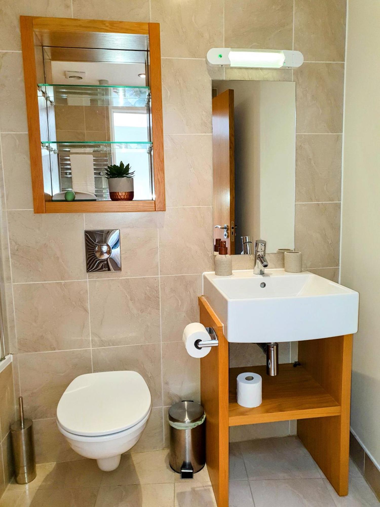 Apartment The Penthouse At Regent House Light And Airy Floor With Lift Access 1 Bedroom En-suite Luxury Ultra Location *
