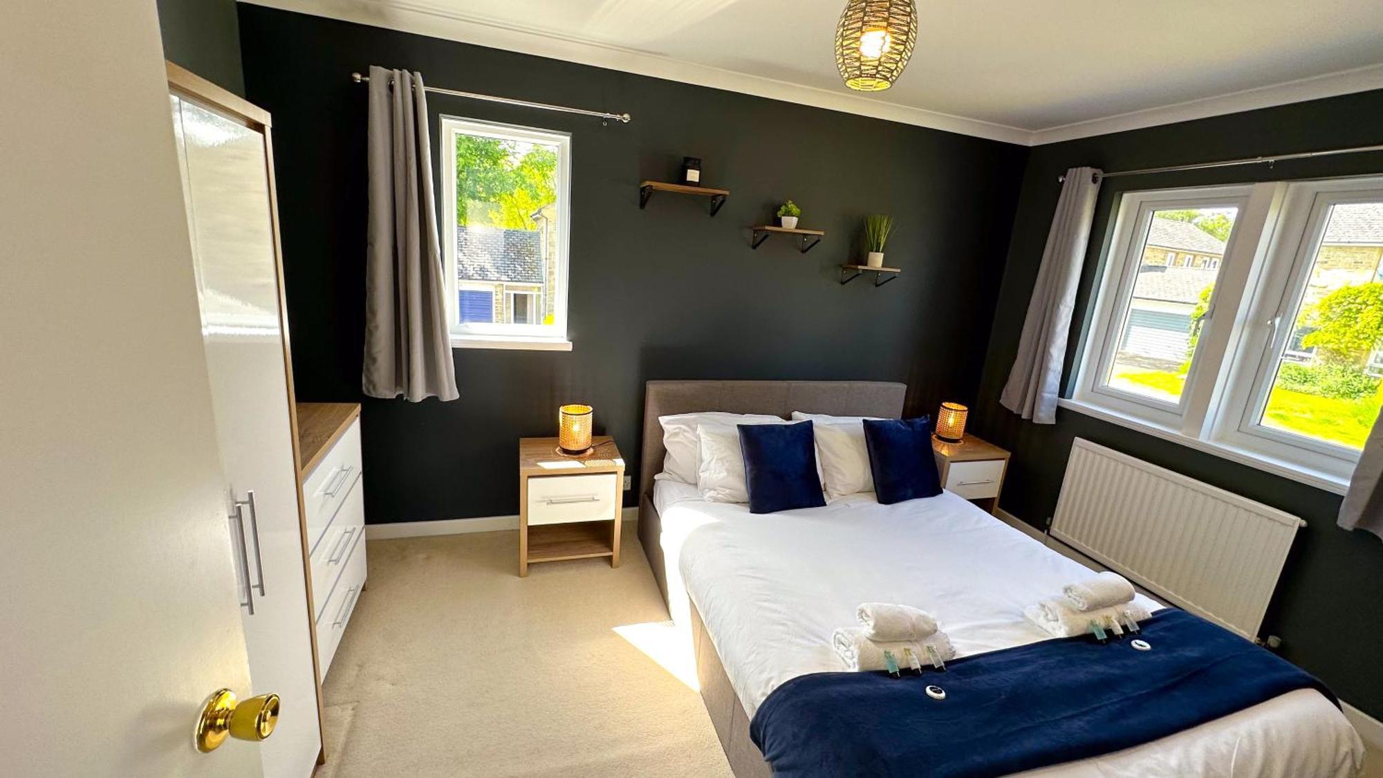 Holiday home Large House - Relocating Families - Business *
