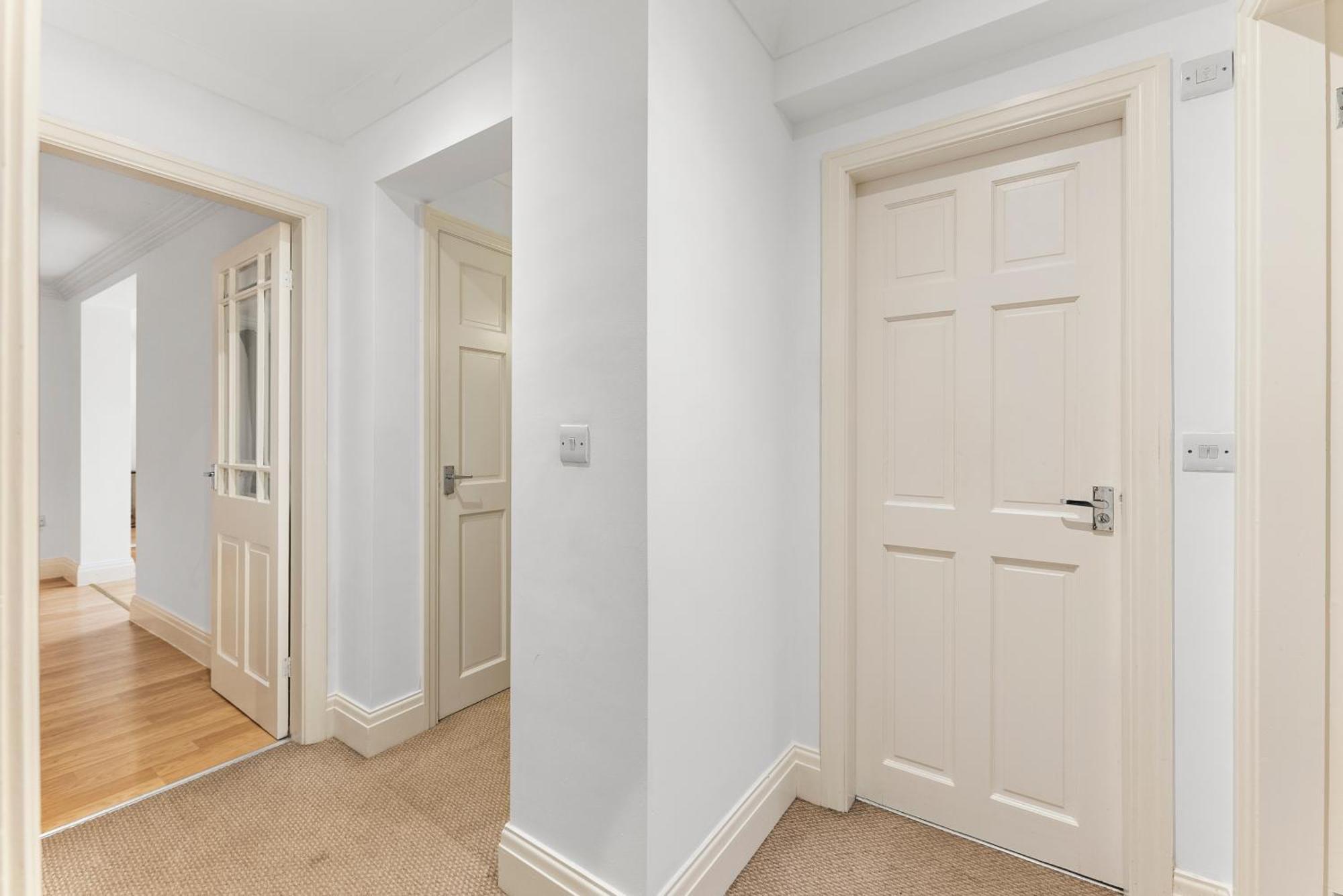 30 Percent Off Stylish Abode Apartment