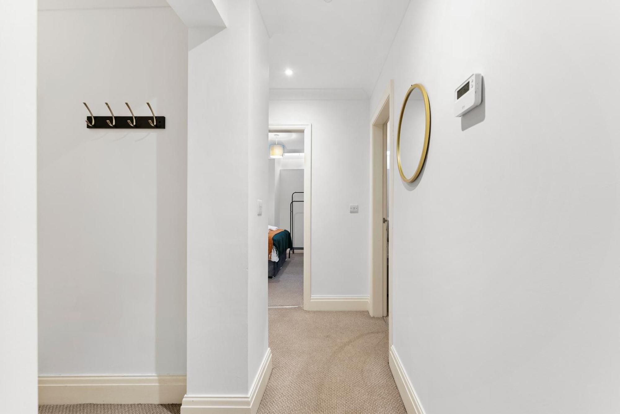 30 Percent Off Stylish Abode Apartment *