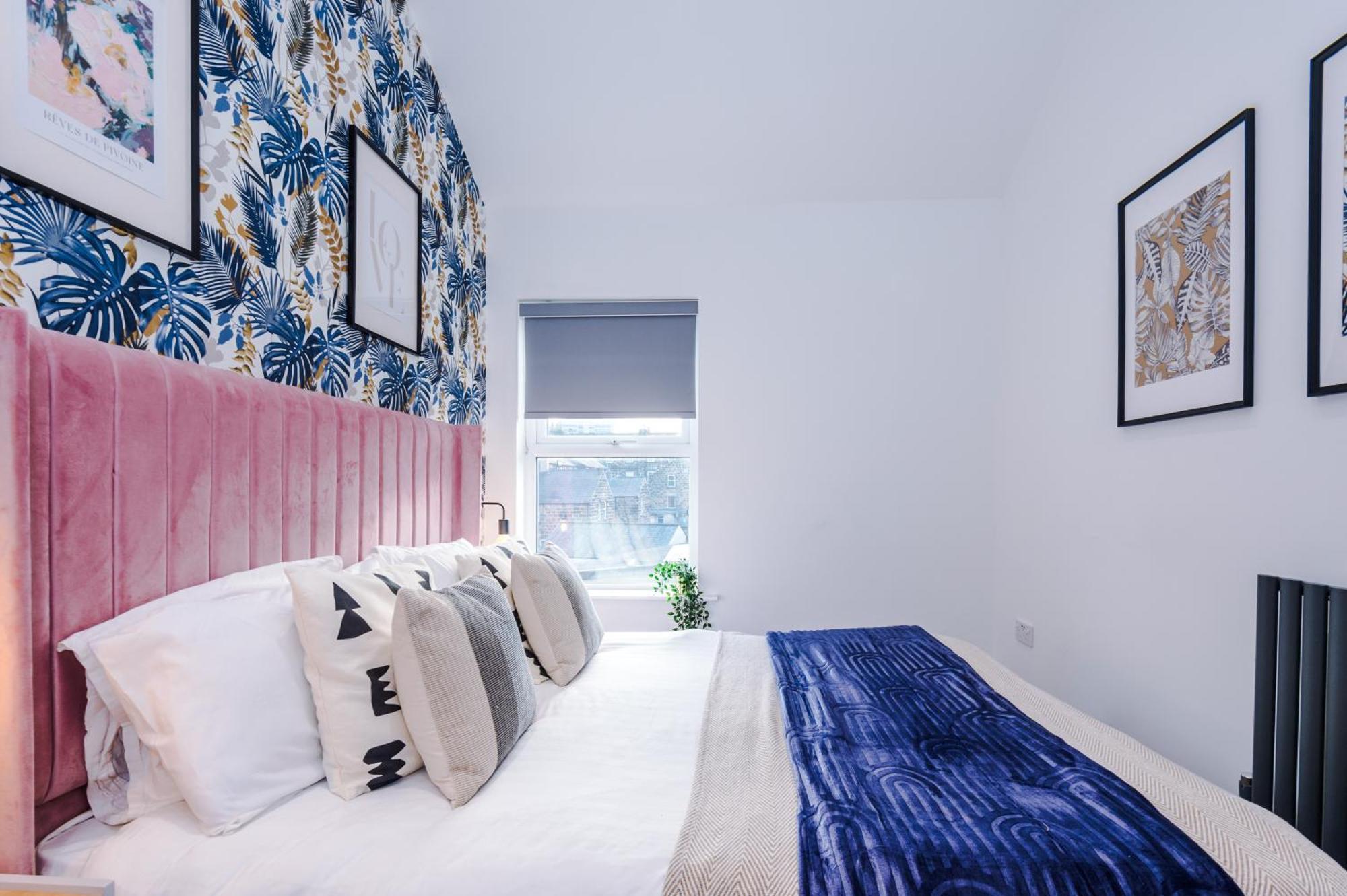Apartment Stylish Boutique Flat In Harrogate - Sleeps 16