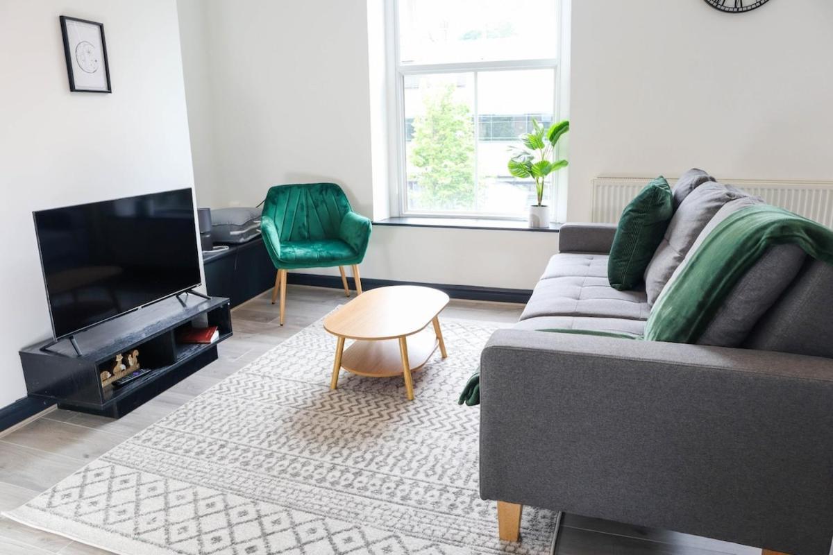 Opposite Business Centre * Harrogate