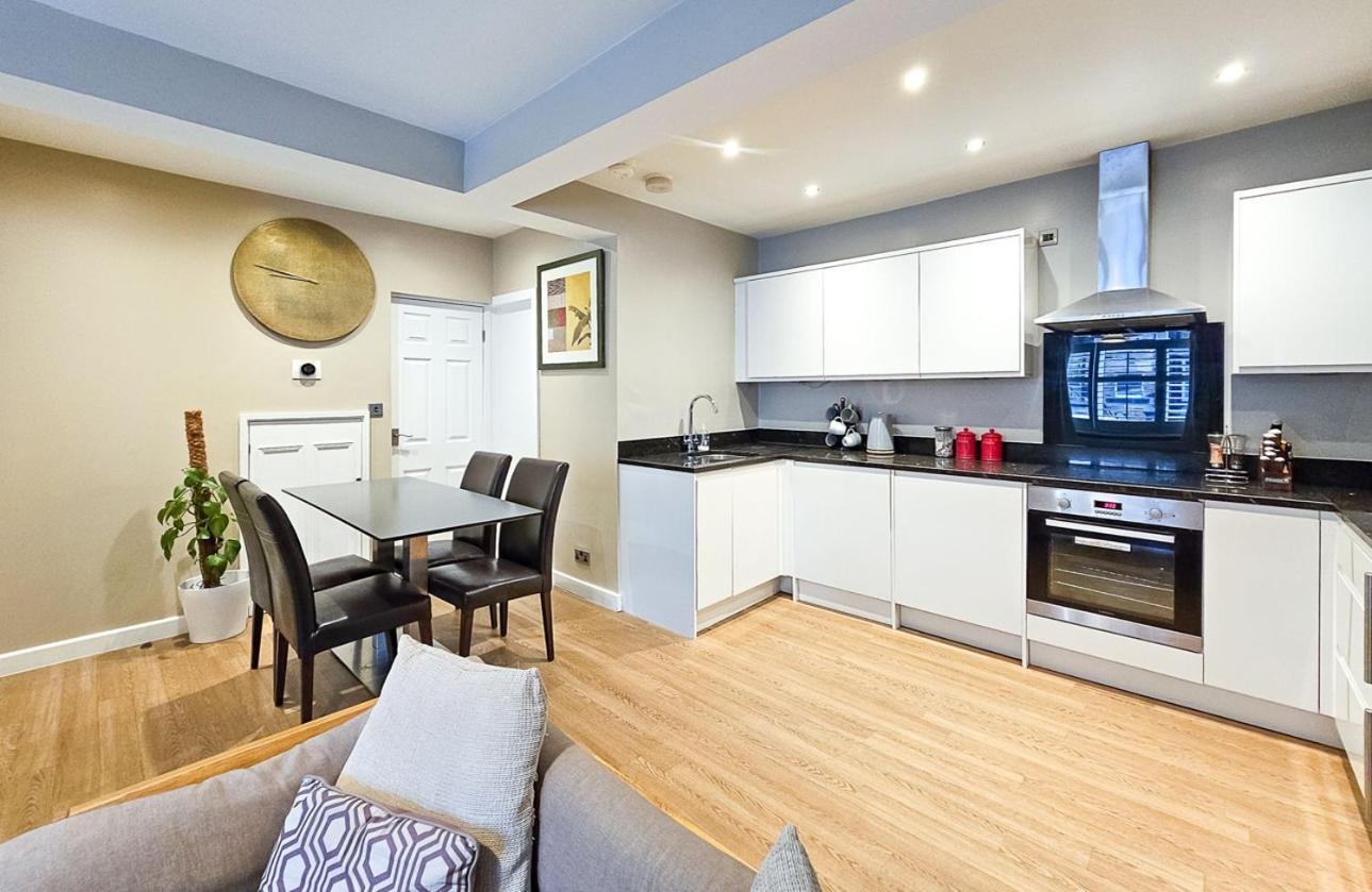 Valley Mount House & Harrogate