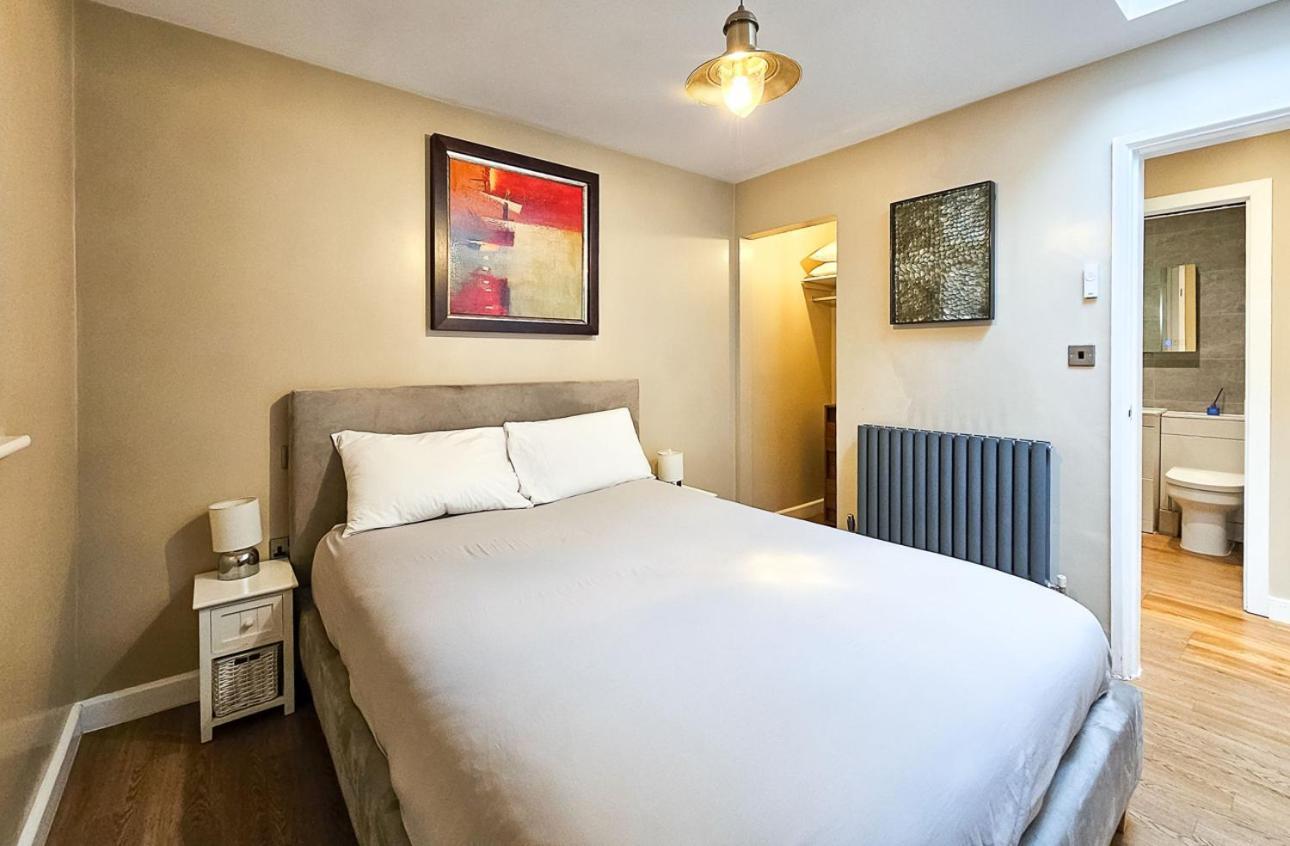 Valley Mount House &