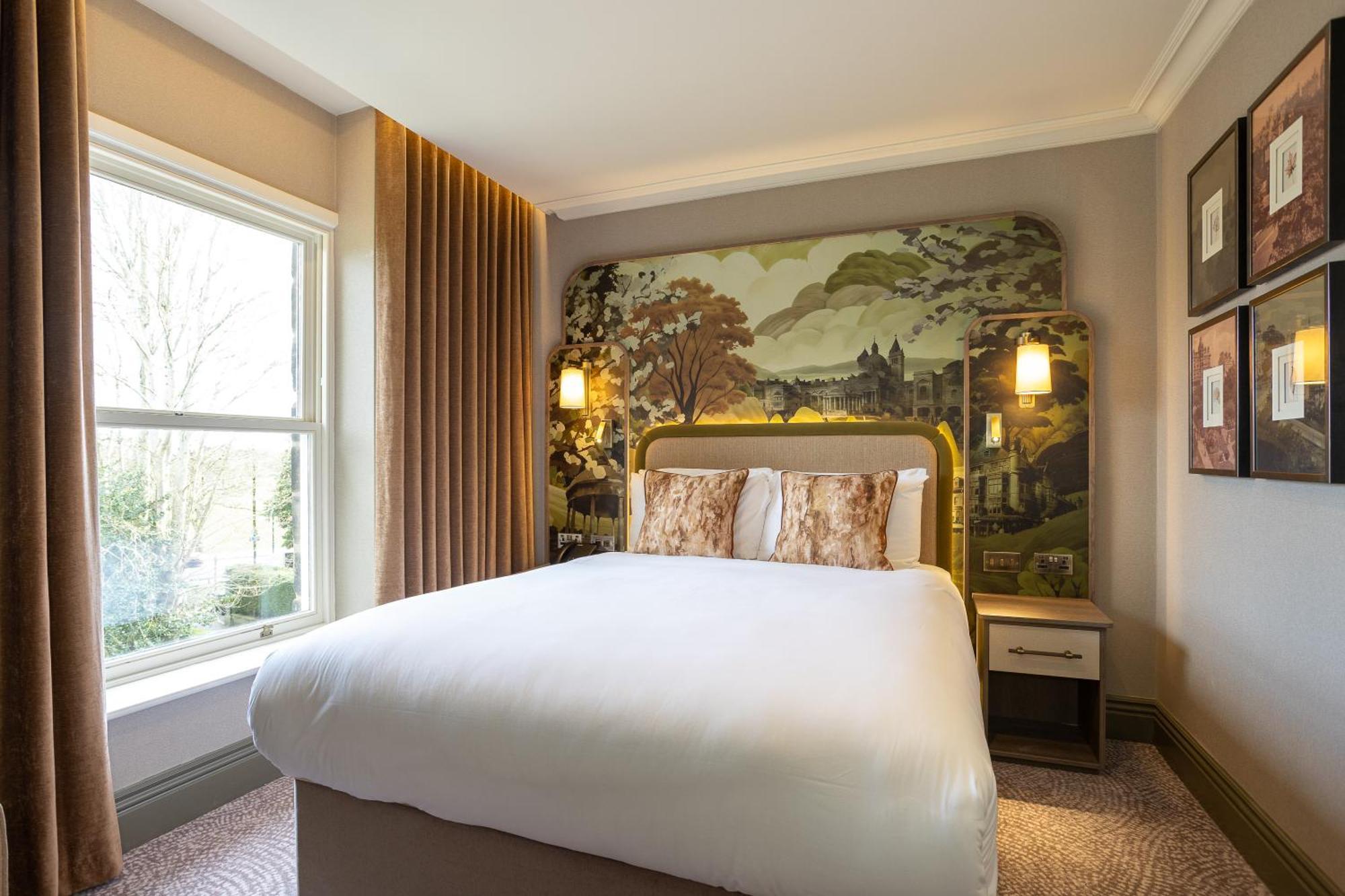 Hotel Cedar Court 4*