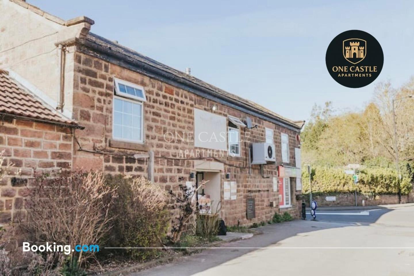 Premium L Last-minute Escape L Free Parking I Garden I Sleeps 6 L 3 Bed & 2 Bath I One Castle Short-lets And Serviced Harrogate