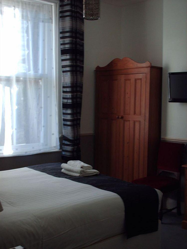 Guest house The Camberley