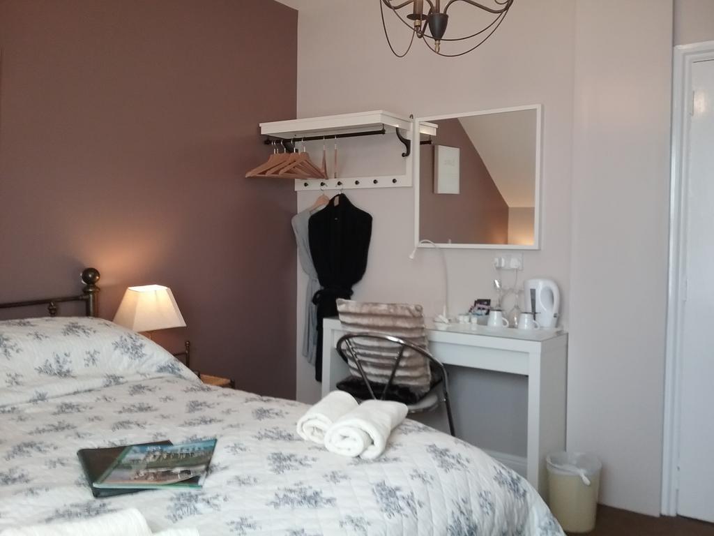 Guest house Dragon House Guest Harrogate