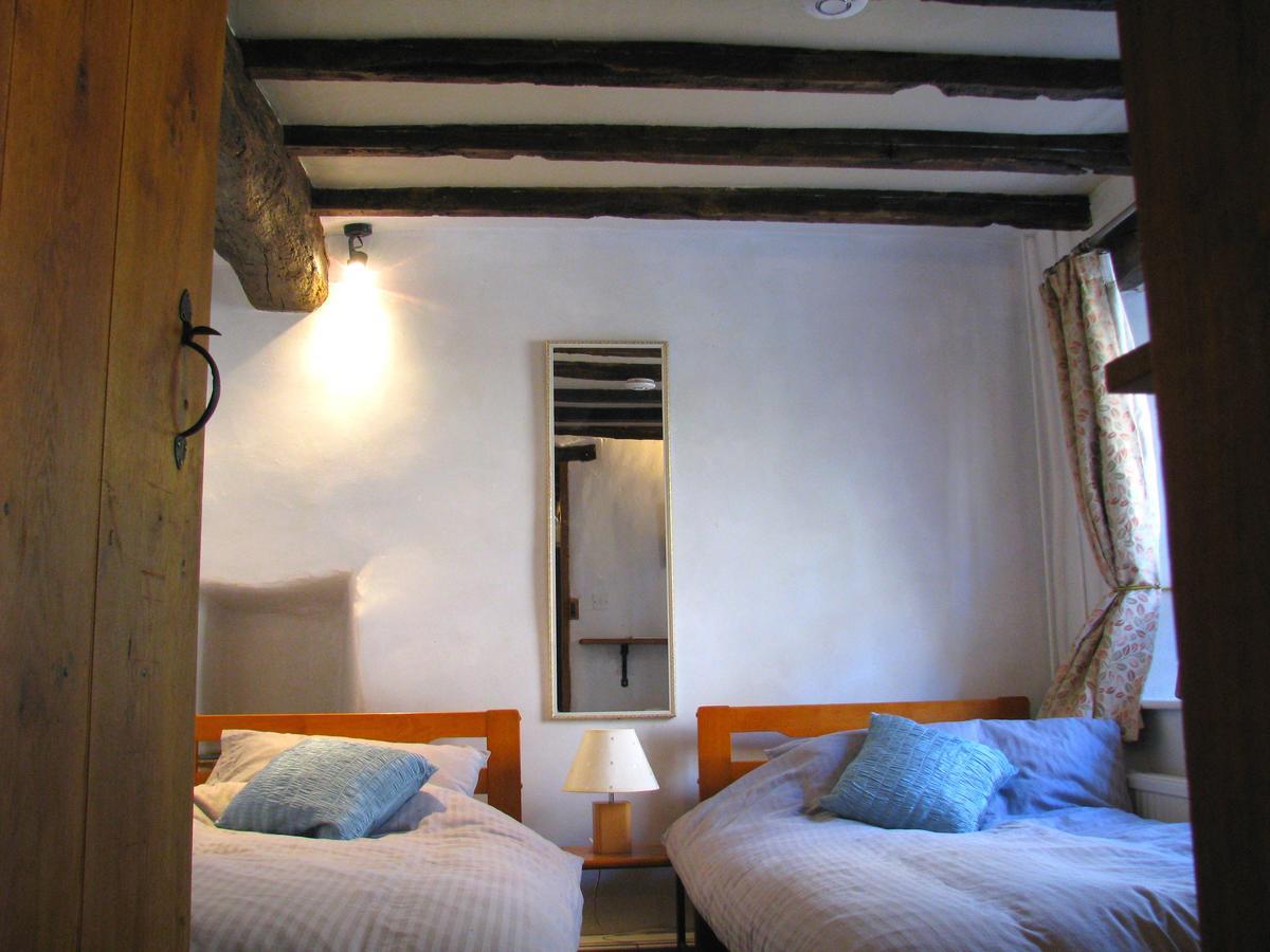 Sweetheart House *