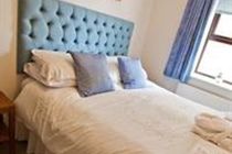 Ivory Apartment *
