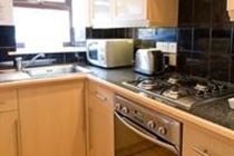 Ivory Apartment *