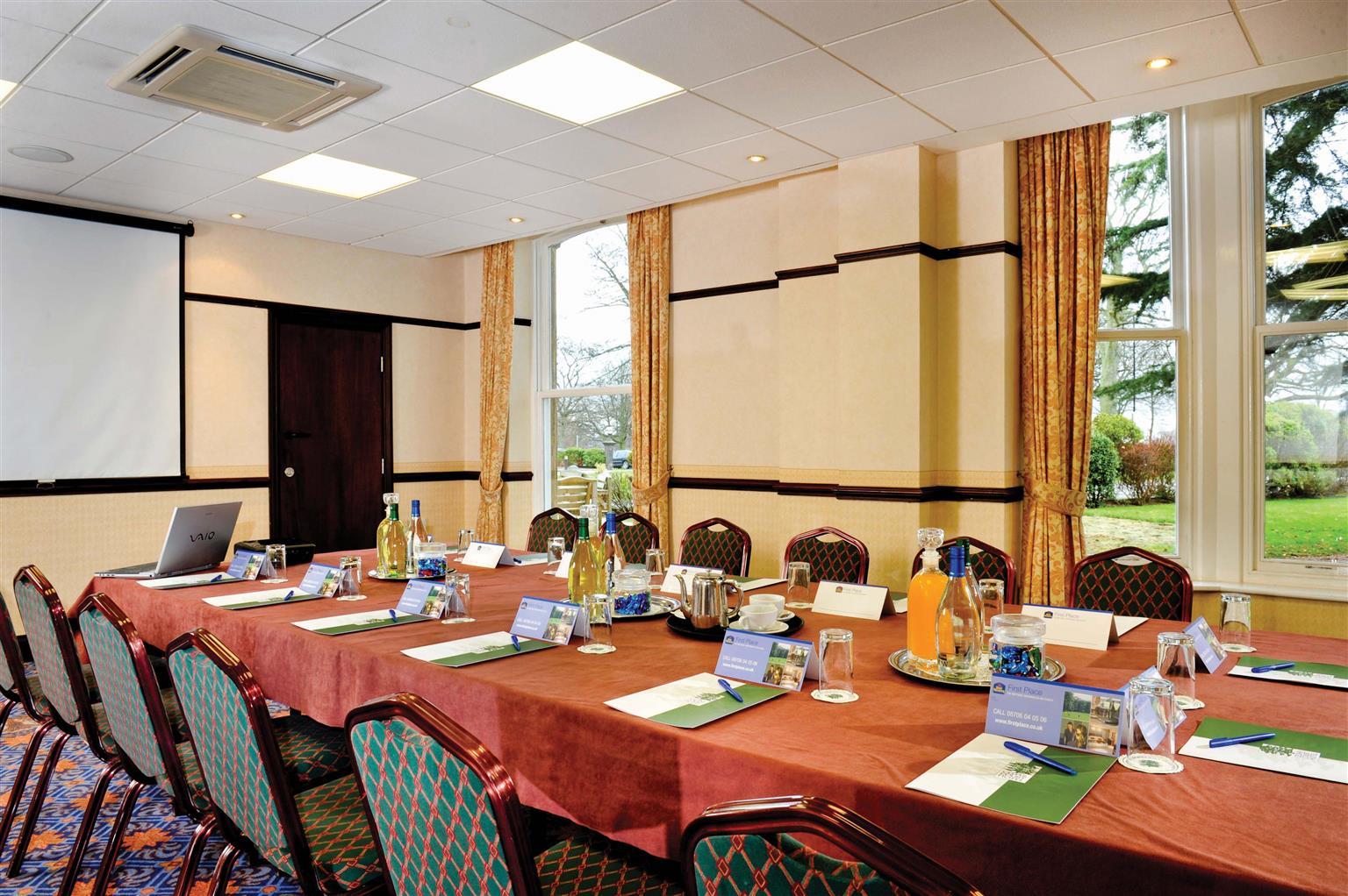 Cedar Court Hotel