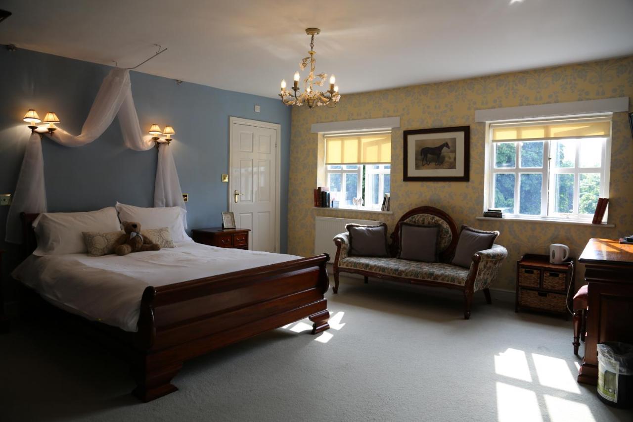 Inn The Crown Roecliffe Harrogate