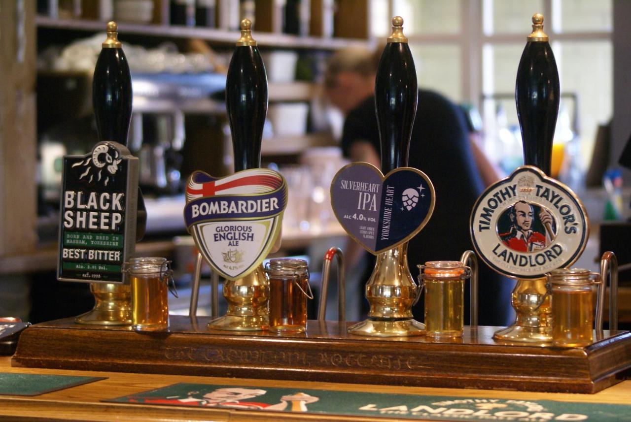 The Crown Roecliffe Inn