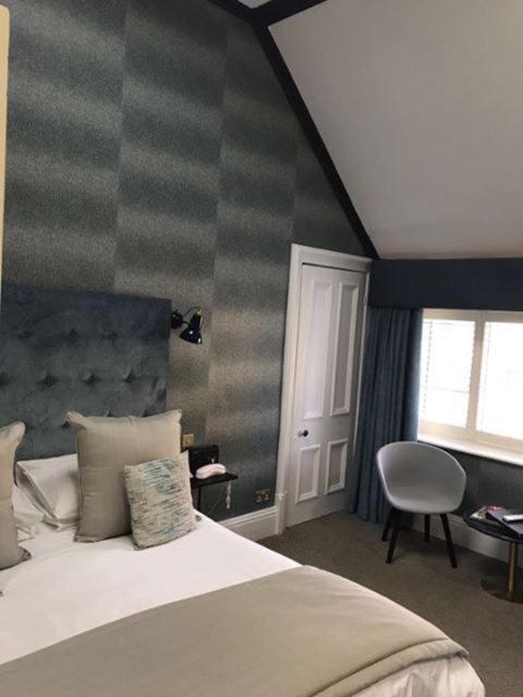 Ascot House Hotel