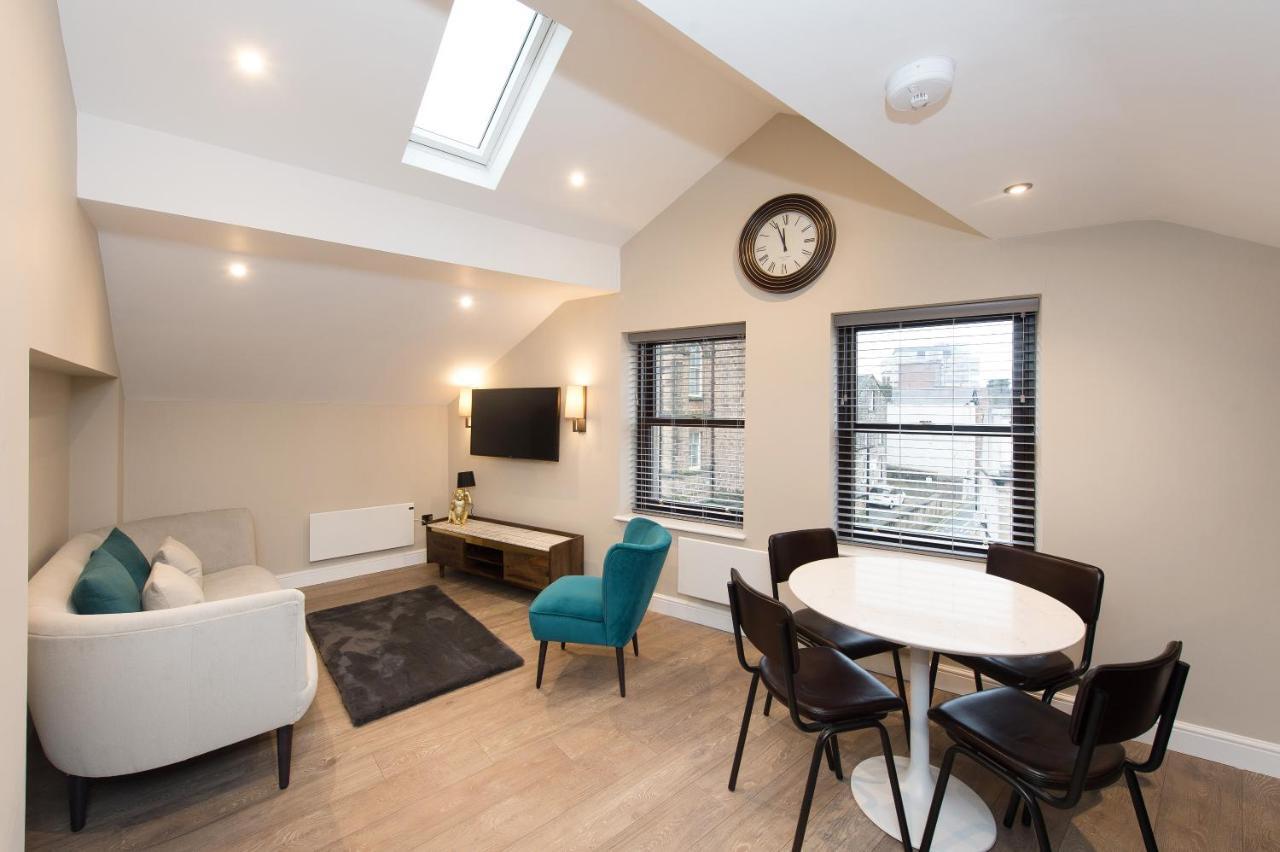 Cheltenham By Serviced Apartment Harrogate